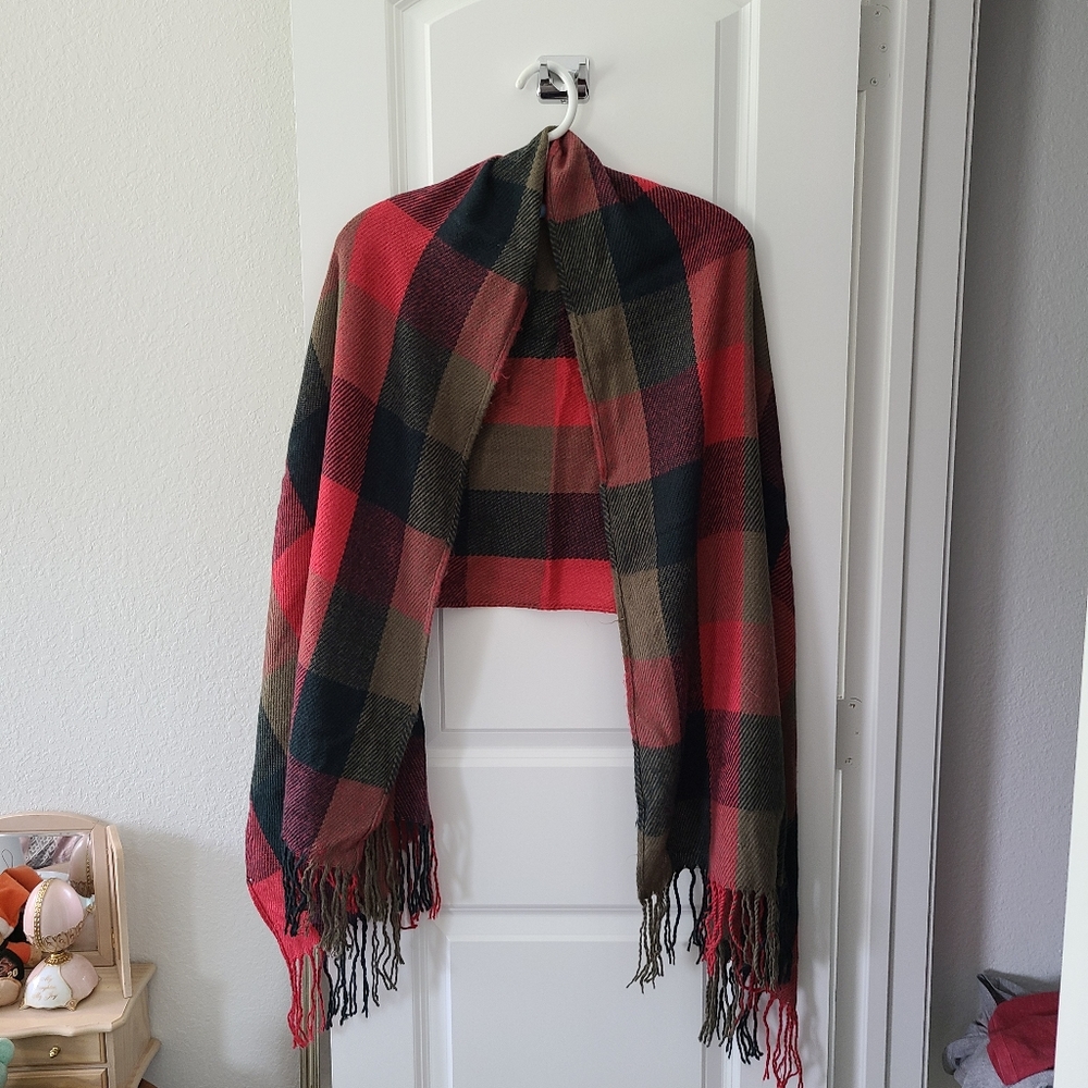 Women's Nice Looking Wrap/Scarf - Picture 1 of 7